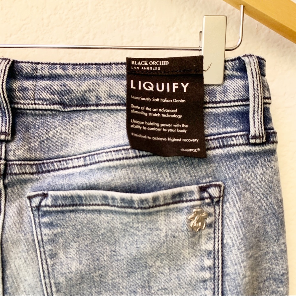 Black Orchid Jude Mid Rise Skinny Jeans Acid Wash - Picture 4 of 7